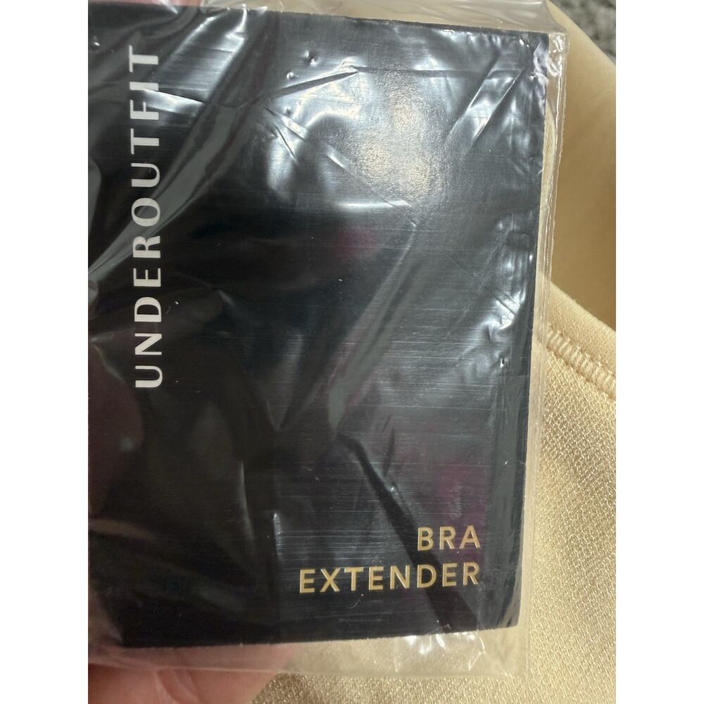 Underoutfit Style 457 Comfort Shaping Bra Size XL Beige With Bra Extender NWT - Picture 7 of 9